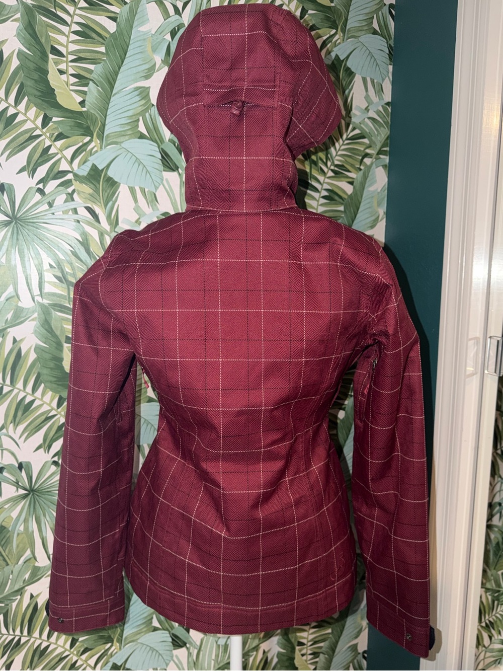 Burton Dryride Dream Maroon Women’s Snowboarding Jacket Medium - Like New - Picture 4 of 14